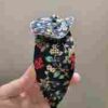 黑色碎花中間蝴蝶貼身頭箍背面